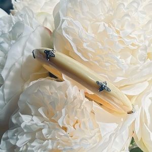 Miriam Salat cream resin bracelet❤️